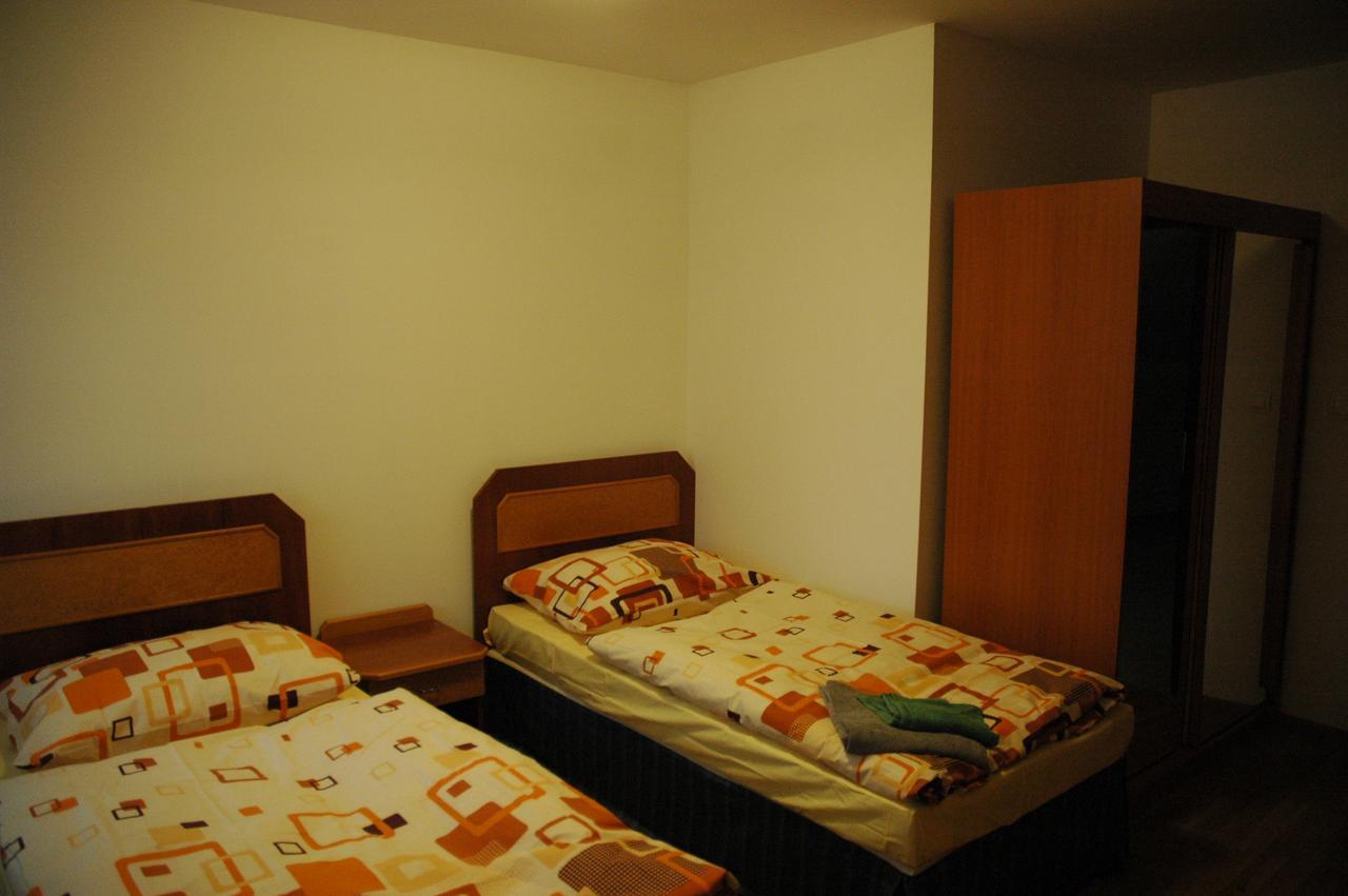 Art Star Hotel Hostivice Exterior photo